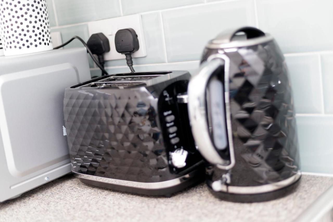 Kirkstall Serviced Apartments Leeds Leeds  Buitenkant foto
